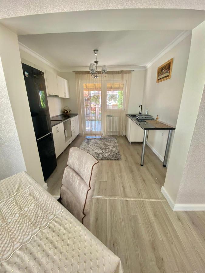 Anca'S Home Oradea Εξωτερικό φωτογραφία